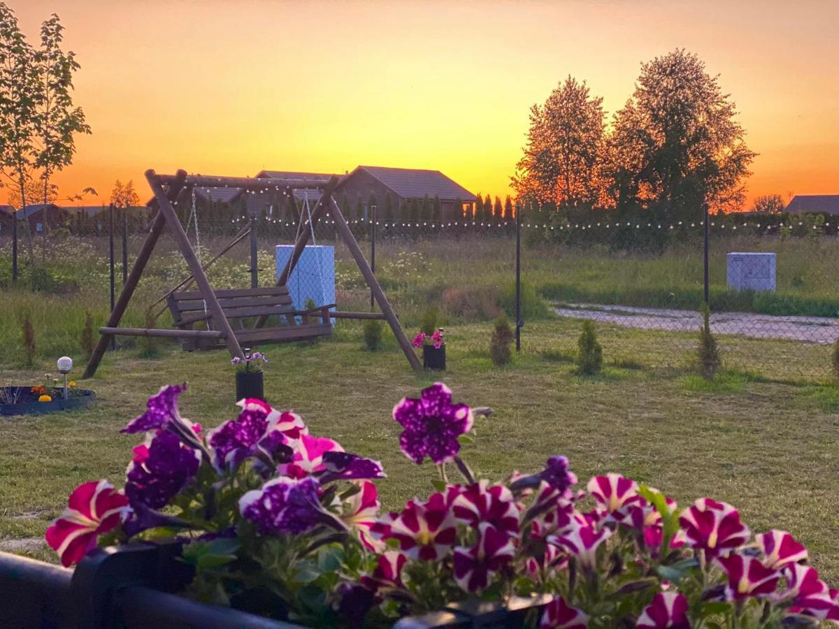 Domki Wczasowe Nidia Jezierzany Exterior foto